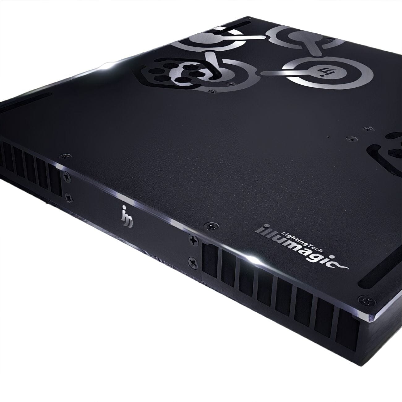 Illumagic X4 fixture top showing heatsink fins and the illumagic logo