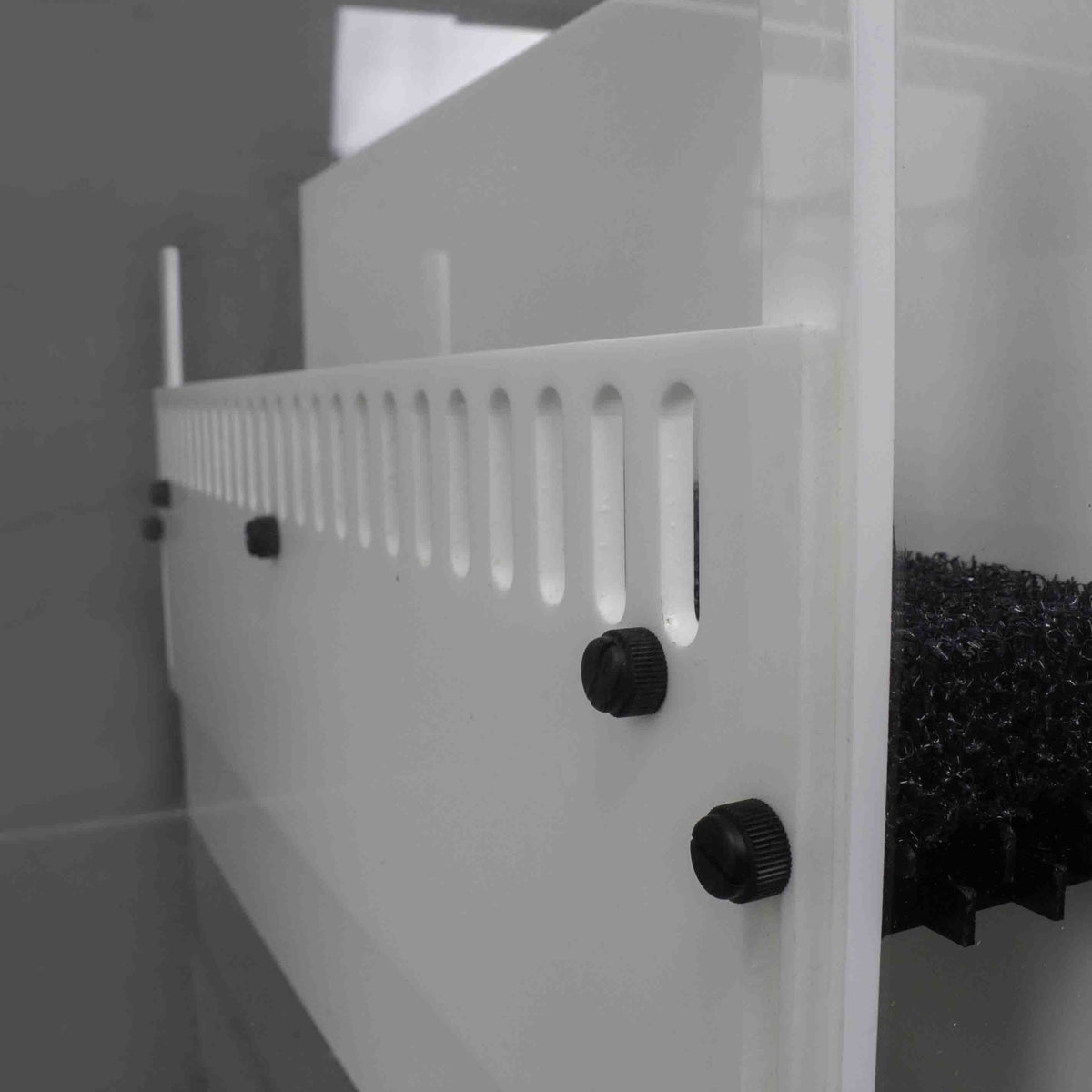 Tideline Sump, adjustable skimmer section water level plate with foam block
